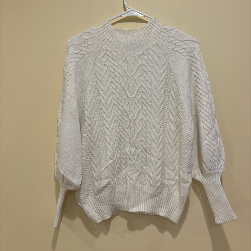 Maison Mascallier Ivory Cable Knit Pullover Sweater (M)